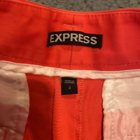 Express Pink Flat Front Shorts Size 2 - Picture 5 of 9